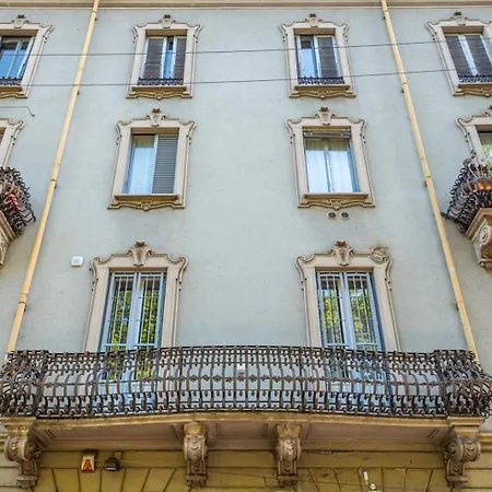Michelangelo Moscova Golden House Milán
